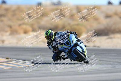 media/Jan-10-2025-CVMA Friday Practice (Fri) [[489e0da257]]/Group 4 and Trackday/Session 4 (Turn 16)/